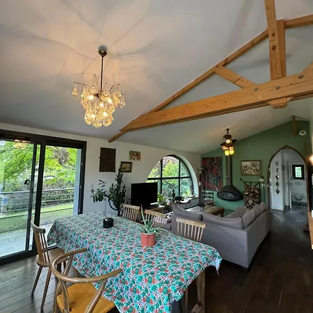 Seine Riverside Getaway Ideal For Families Near Paris Villa *