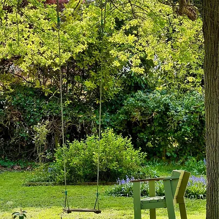 Seine Riverside Getaway Ideal For Families Near Paris Villa *